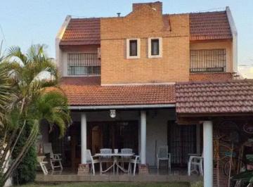 Casa de 5 ambientes, Morón · Hermoso Chalet Haedo 5 Amb. - Excelente Ubicacion - Impecable Estado