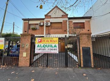 Casa · 85m² · 3 Ambientes · 1 Cochera · Duplex en Alquiler