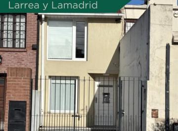 PH · 3 Ambientes · 1 Cochera · Duplex de 3 Ambientes con Entrada de Auto y Jardín.