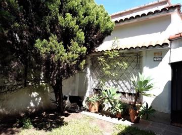 Casa · 200m² · 3 Ambientes · 1 Cochera · Casa de 2 Dorm. Ideal Emprendimiento Comercial - Muñiz