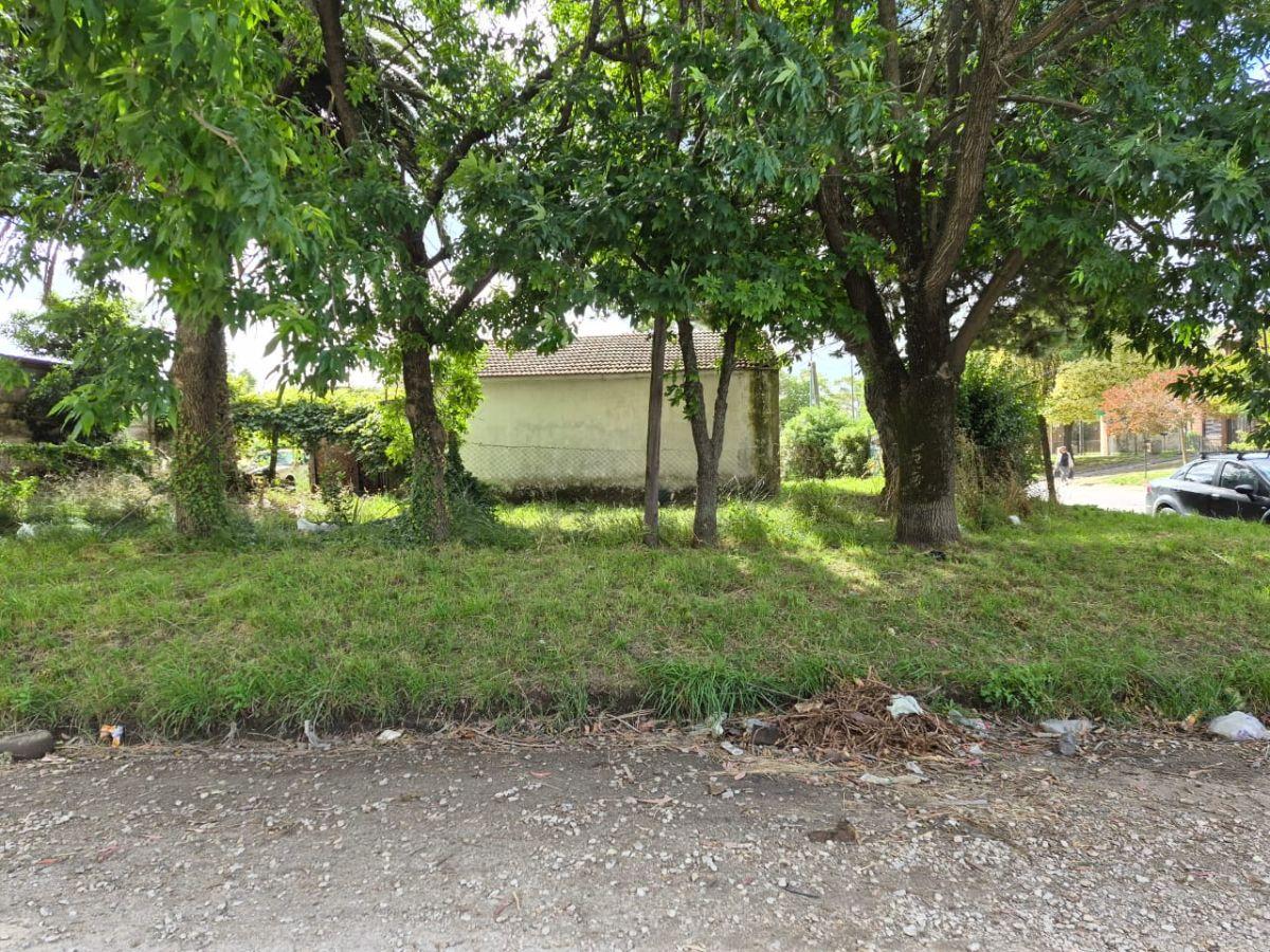 Lote de terreno 405m² en Barrio Ciento Ochenta
