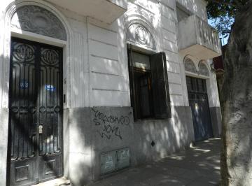 PH · 120m² · 4 Ambientes · 1 Cochera · Uso Comercial
