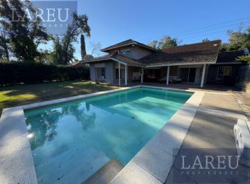 Casa · 282m² · 5 Ambientes · 3 Cocheras · Casa en Mapuche Country Club, Pilar