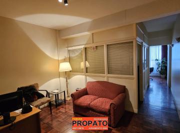 Oficina comercial , San Nicolás · Oficina Comercial Dividida Al Contrafrente de 35 m² Totales en Excelente Zona!