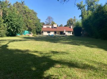 Casa · 250m² · 3 Ambientes · Excelente Casa en Venta con Pileta Tortuguitas