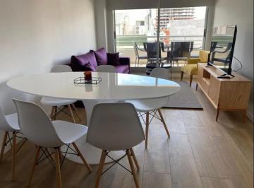 Departamento · 90m² · 3 Ambientes · Amplio Departamento de Tres Ambientes en San Telmo