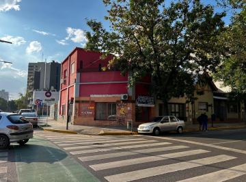 Local comercial · 29m² · 1 Ambiente · Local Muy Luminoso en Esquina en Estratégica Ubicación