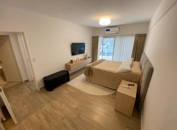 Departamento · 84m² · 3 Ambientes · 1 Cochera · Departamento - Punta Chica