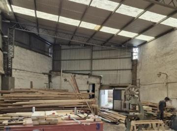 Bodega-Galpón · 276m² · Galpón en Alquiler en del Viso Pilar