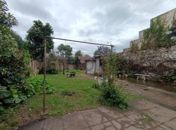 Casa · 100m² · 5 Ambientes · 1 Cochera · Casa en Venta de 5 Ambientes en Barrio San Bernardo, Luján Centro