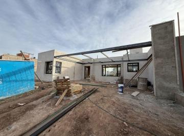 Casa de 3 ambientes, Córdoba · Casa en Docta ★ 2 Dorm + Dos Baños ★ Posible Ampliación!