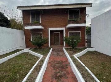 Casa de 7 ambientes, Merlo · Venta de Casa en Merlo Norte - Sobre 2 Lotes -