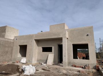 Casa de 3 ambientes, Córdoba · Casa en Docta ★ 3 Dorm + Dos Baños ★ Frente Espacio Verde!