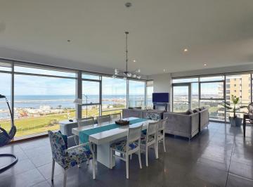Departamento · 207m² · 5 Ambientes · 2 Cocheras · Venta Depto 5 Amb Primera Linea Al Mar Dos Cochera - Golf Playa Grande