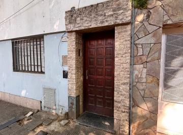 Casa · 107m² · 2 Ambientes · Venta PH 3 Dorm. en República de La Sexta