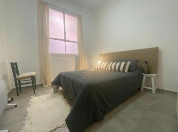 Departamento de 3 ambientes, San Nicolás · Alquiler Temporario en San Nicolás. 3 Ambientes. Hasta 4 Huéspedes.
