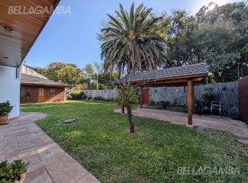 Casa · 348m² · 6 Ambientes · 2 Cocheras · Casa Venta Florida 6 Ambientes Cochera Jardin