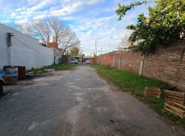 Bodega-Galpón · 200m² · Galpón en Alquiler en La Plata