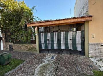 SER-SER-4870_2 · Venta Casa 3 Ambientes en Quilmes