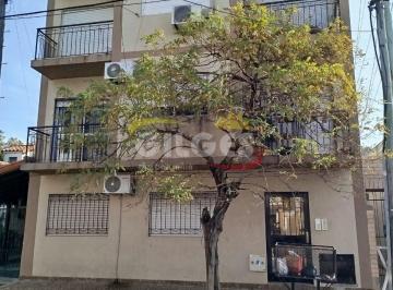 Departamento · 36m² · 2 Ambientes · Alquiler de Departamento 2 Ambientes en Ramos Mejia con Balcón Contra Frente