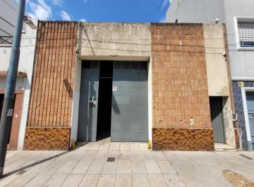 Bodega-Galpón · 110m² · Galpon o Gran Local en Alquiler en Barracas