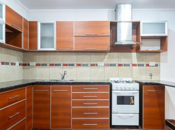 Casa · 130m² · 3 Ambientes · Casa en Venta Alejandro Korn con Pileta