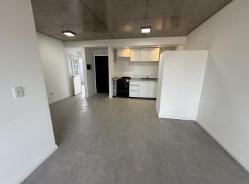 Departamento · 69m² · 3 Ambientes · Departamento 3 Ambientes con Patio - Venta Wilde