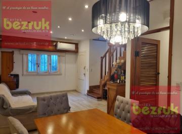 Casa · 175m² · 5 Ambientes · 1 Cochera · Casa de 5 Ambientes con Cochera en Venta en Martínez