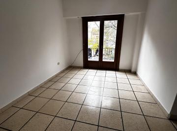 Oficina comercial · 50m² · 2 Ambientes · Oficina - Alquiler - Colegiales - por Escalera - Terraza