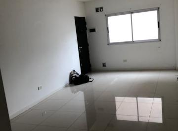 Departamento de 2 ambientes, La Matanza · Departamento 2 Ambientes en Primer Piso en Ocampo Al 1600 con Cochera