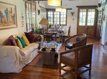Casa · 265m² · 3 Dormitorios · 3 Cocheras · Casa en Bajo Palermo