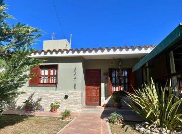 Casa de 5 ambientes, La Falda · Encantadora Casa ¡Lista Para Habitar! La Falda