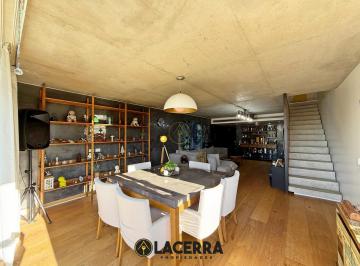 Departamento · 200m² · 4 Ambientes · 2 Cocheras · Unico Depto. 4 Amb. con 2 Jardines y Piscina Propia! 2 Cocheras Cub.