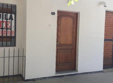 Casa de 4 ambientes, Las Heras · Casa Las Heras Sobre Calle Catamarca