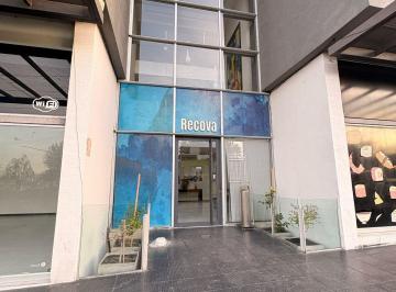 Departamento de 4 ambientes, Godoy Cruz · Departamento de Categoria en Edificio La Recova