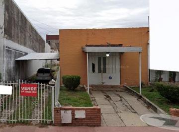 Casa de 6 ambientes, Villa Carlos Paz · B&s Group / Casa 3 Dorm. + Local - Zona Centrica