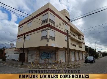 Local comercial de 1 ambiente, Santa Teresita · Calle 46 y 2 Santa Teresita Amplios Locales y Cochera Vende Sara Zapata