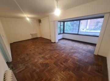 Departamento · 117m² · 7 Ambientes · 1 Cochera · Venta Dpto Pueyrredon Esq Independenca 3dorm 3balc