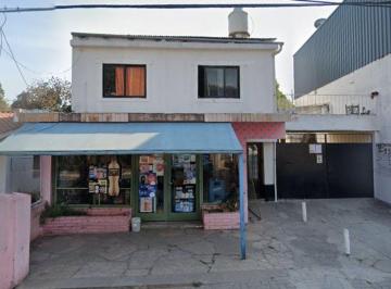 Departamento · 444m² · 9 Ambientes · 1 Cochera · Venta 2 Dptos + Galpon + Local Centro Unquillo Cba