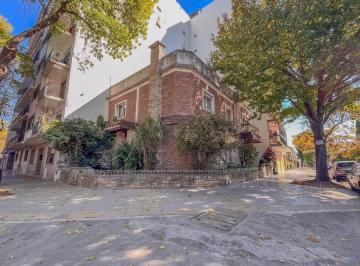 Casa · 201m² · 7 Ambientes · 1 Cochera · Venta Casa 7 Ambientes en Belgrano R