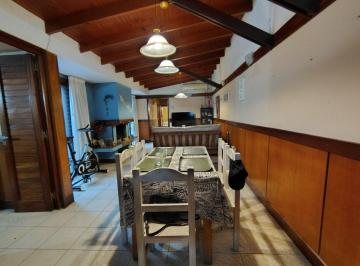 PH · 80m² · 3 Ambientes · Casa en Venta Berisso Dos Dorm. con Parque
