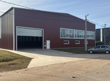 Bodega-Galpón · 3312m² · Alquiler de Nave Industrial - Moreno