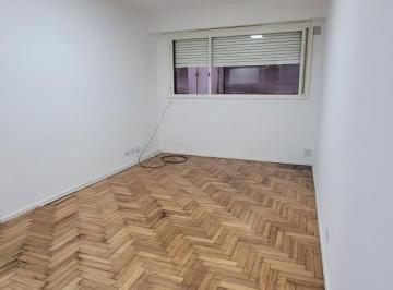 Departamento · 37m² · 2 Ambientes · Excelente Departamento de 2 Ambientes Lateral, Impecable Estado, Muy Buena Ubicacion.