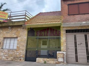 Casa de 4 ambientes, La Matanza · Venta de 3 Departamentos en Block. Villa Luzuriaga.