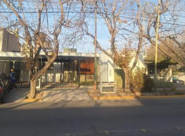 Casa de 3 ambientes, Villa Nueva · Alquiler Casa en Guaymallen, Calle Arenales