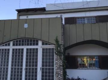 Casa de 5 ambientes, Rosario · Excelente Casa 4 Dorm. Barrio Parque