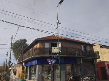 imagen1 · Casa de 4 Ambientes en Alquiler, Av Brandsen 2200, Ituzaingó