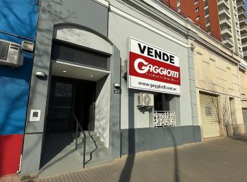 Local comercial · 133m² · Local en Av Mitre Apto Consultorios