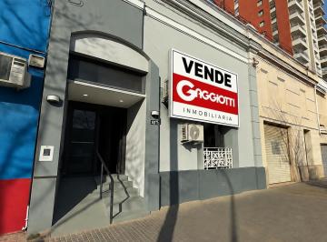 Local comercial · 133m² · Local en Av Mitre Apto Consultorios
