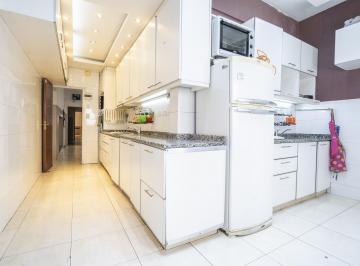 Departamento · 151m² · 4 Ambientes · 4 Ambientes en Venta Almagro, Refaccionado, Amplia Terraza y Balcon Al Frente